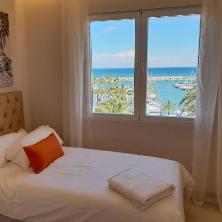 Fantastic Apartment In Front Of The Sea & Marina Estepona Exterior photo