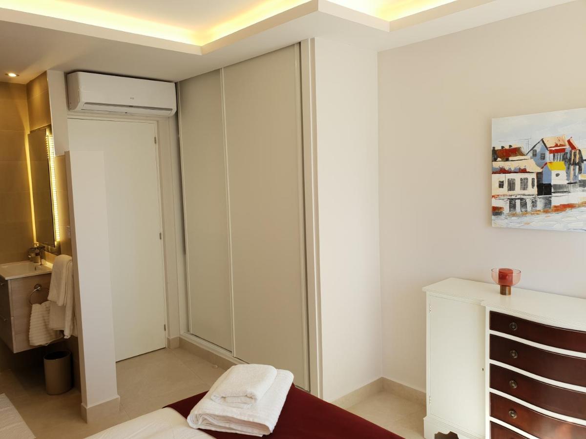 Fantastic Apartment In Front Of The Sea & Marina Estepona Exterior photo