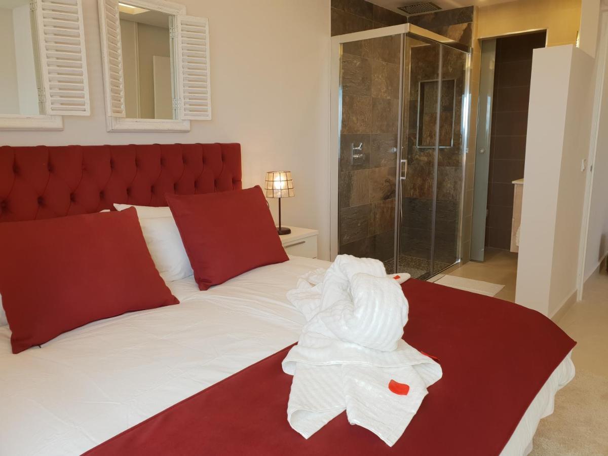 Fantastic Apartment In Front Of The Sea & Marina Estepona Exterior photo